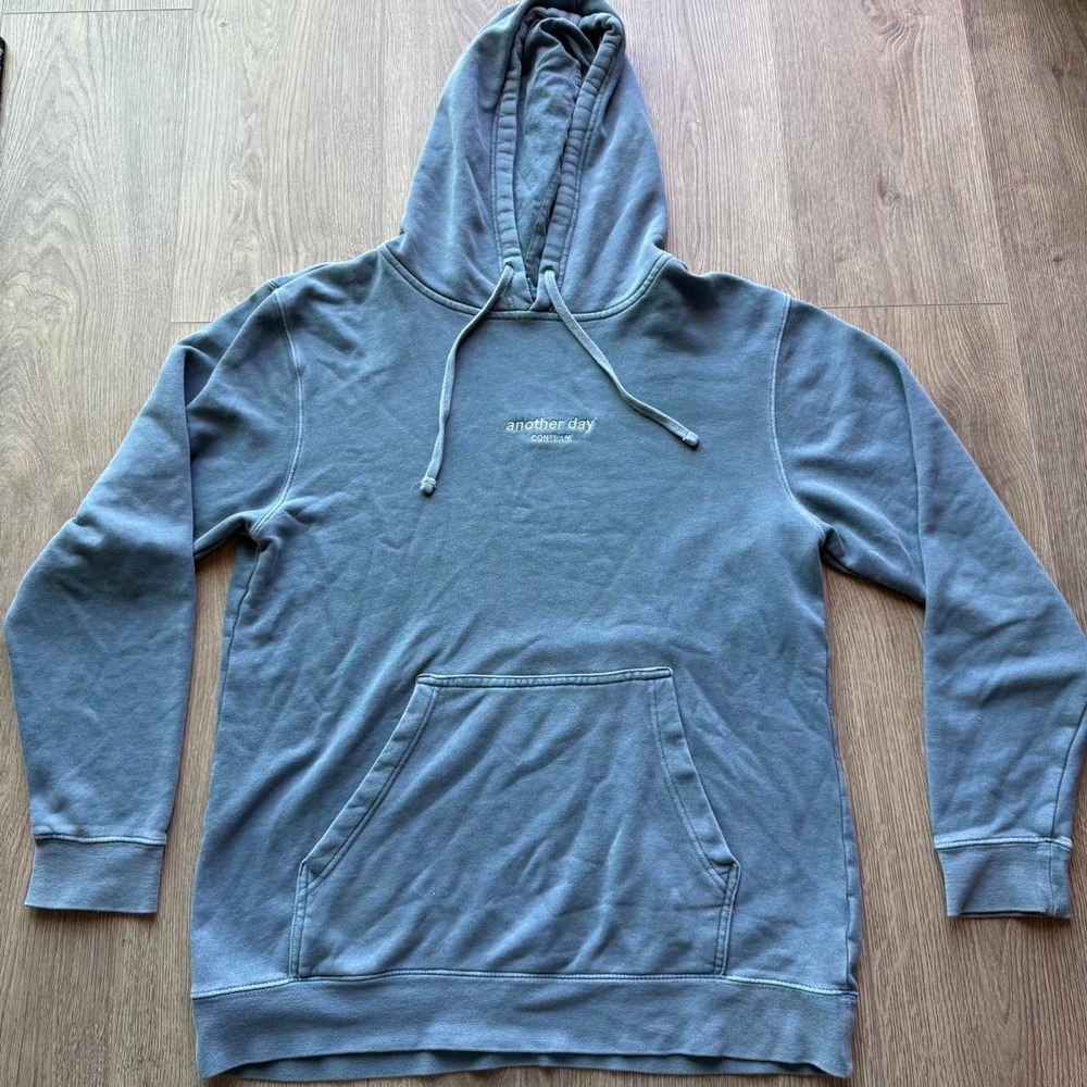 Faded Blue Hoodie Medium Minimal Streetwear Embroidered Graphic
